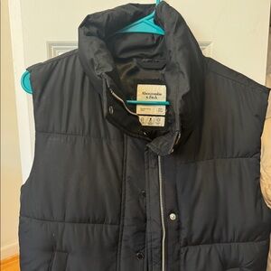 Abercrombie black puffer vest